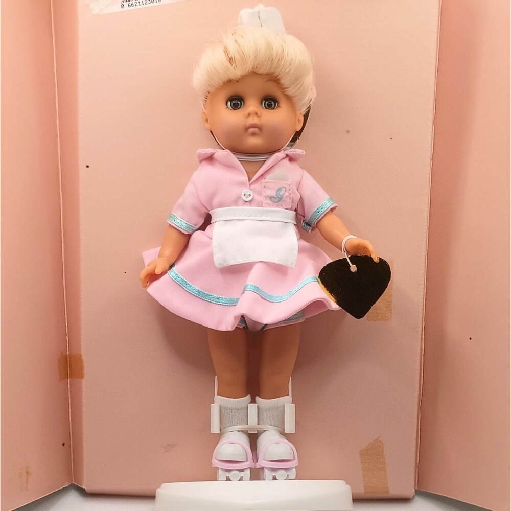 Vogue Ginny the Carhop Dakin 1986 Doll 8" on Original Cardboard